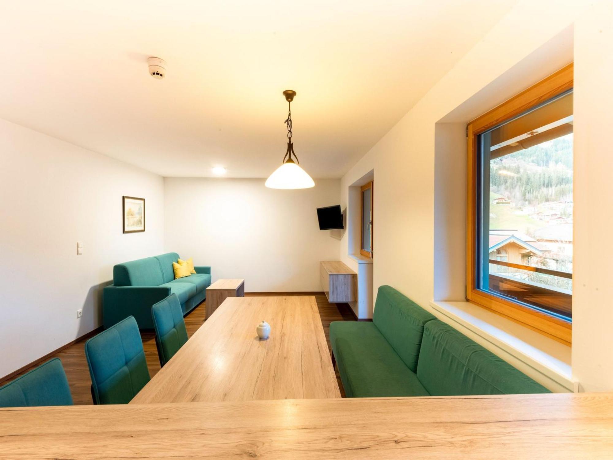 Apartment Lovely With Sauna Storage Pool Terrace Wald im Pinzgau