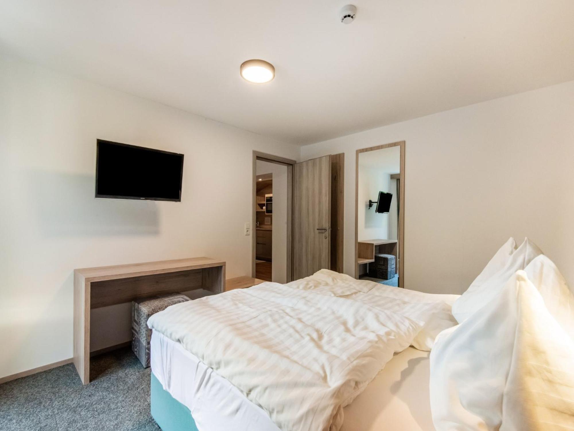Lovely With Sauna Storage Pool Terrace Apartment *