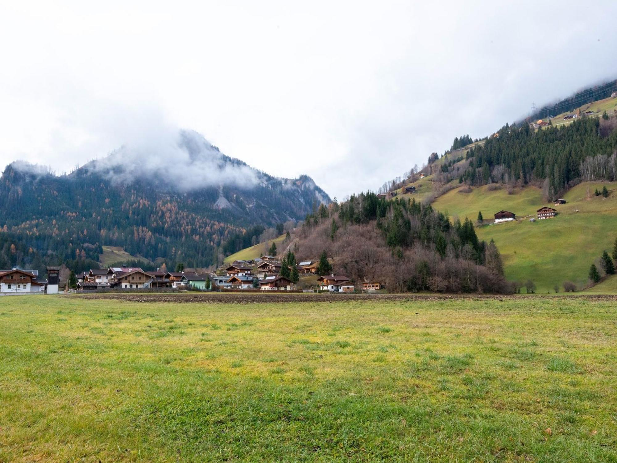 Apartment Lovely With Sauna Storage Pool Terrace Wald im Pinzgau
