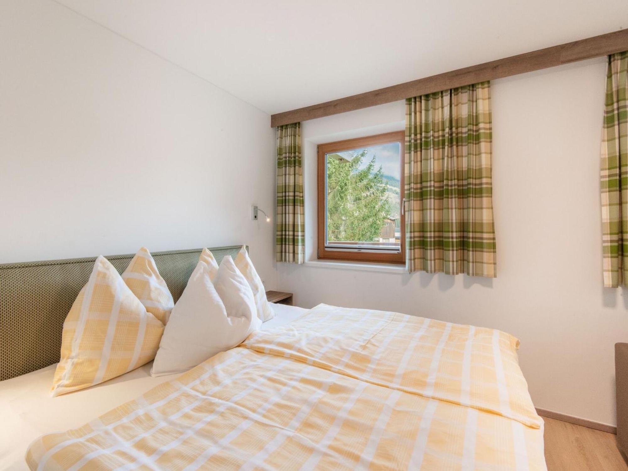 Lovely With Sauna Storage Pool Terrace Apartment